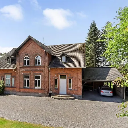 Historic With View Apartmán